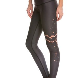 Teeki ~ REBIRTH Hot Pant ~ NWT